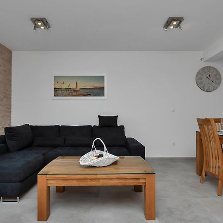 Luxury Apartment Macola Free Beach Parking Makarska Exterior photo